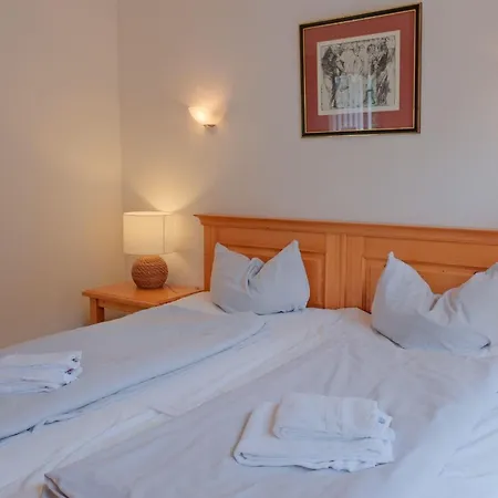 Apartmenthaus Sonnenburg 11 *