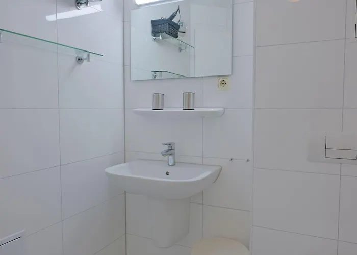 Apartmenthaus Sonnenburg 11 Кюлунгсборн