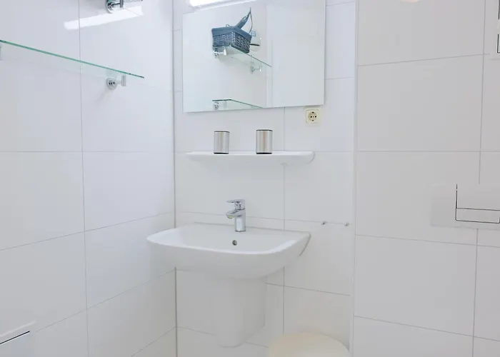 Apartmenthaus Sonnenburg 11 *